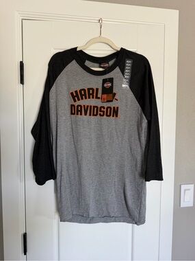 Harley-Davidson women’s Gray & Black Raglan Logo Shirt